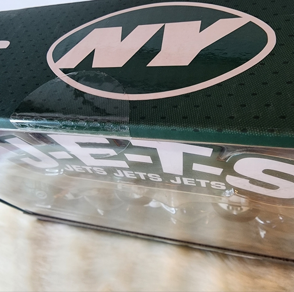 Fisher-Price Little People Collector x NFL New York Jets Set. - Picture 6 of 6